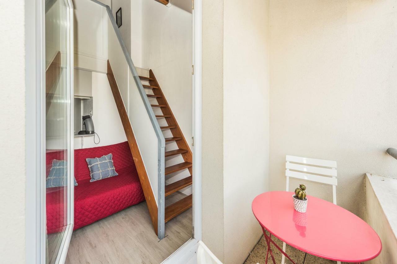 James Cook - Fairytale Factory Apartment บุสซี-แซ็ง-ฌอร์ฌ ภายนอก รูปภาพ