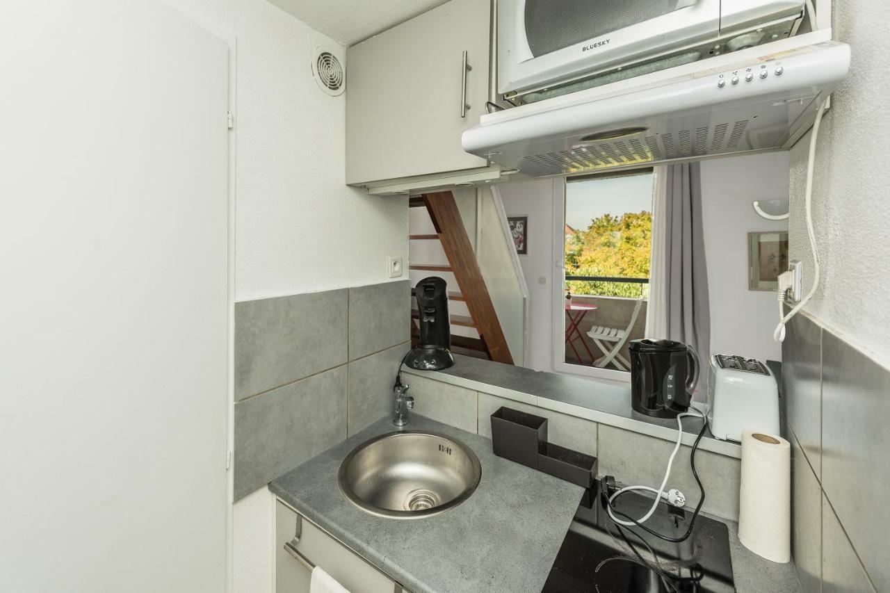 James Cook - Fairytale Factory Apartment บุสซี-แซ็ง-ฌอร์ฌ ภายนอก รูปภาพ